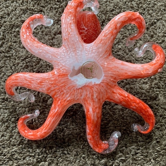 Destiny Gallery "Octopus" Paperweight - Picture 3 of 4
